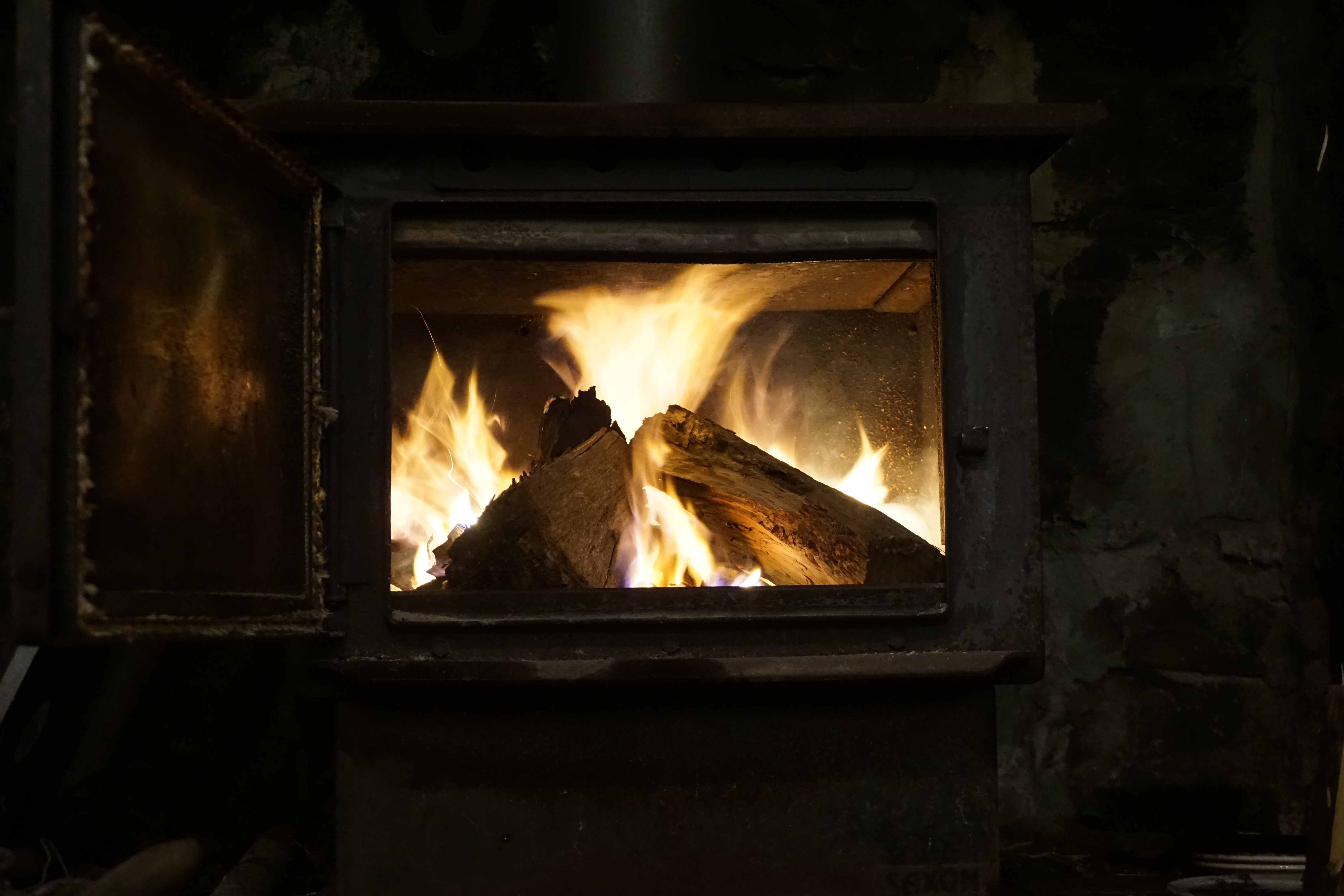 Here you should see a wooden fire