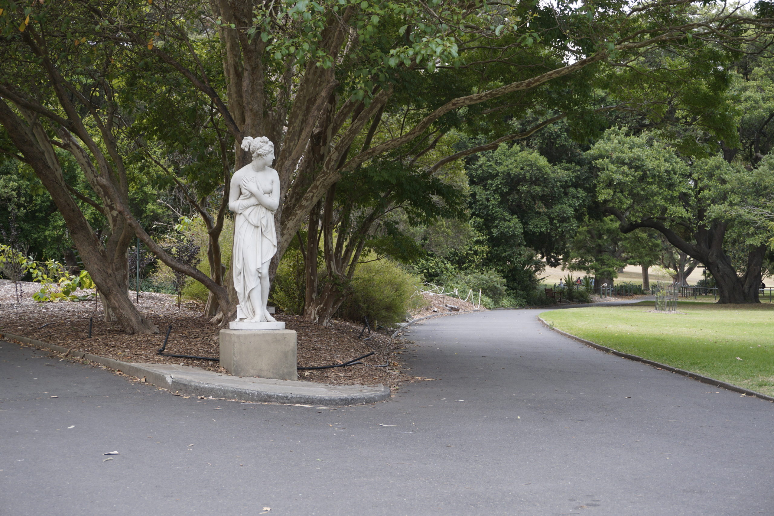 Here you should see a sculpture