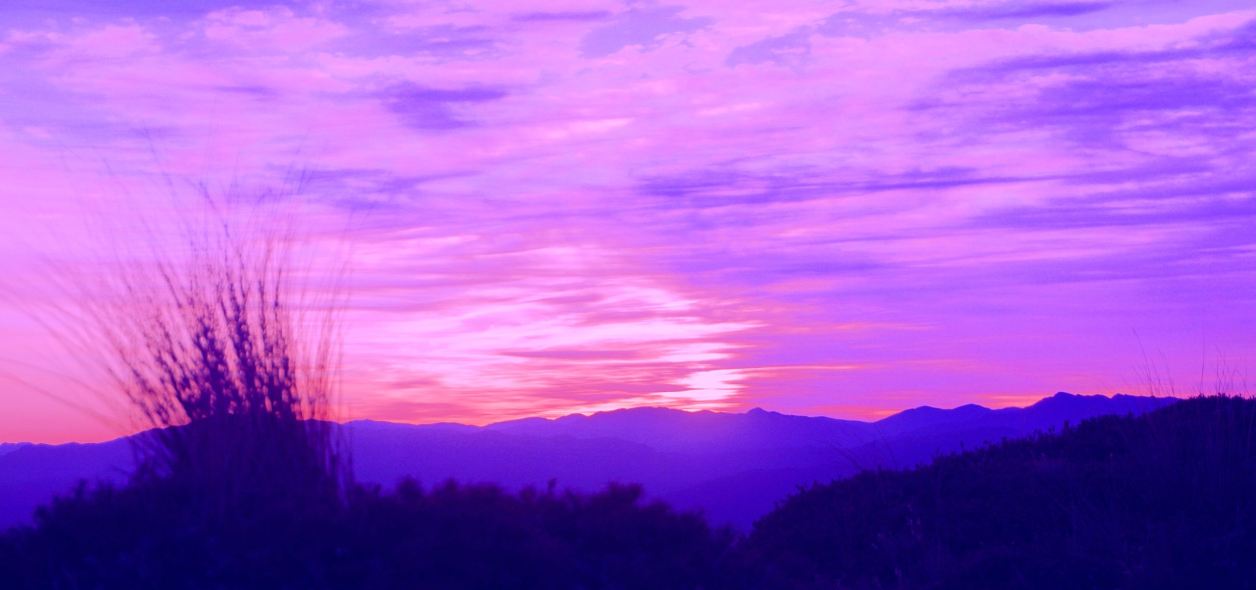 Here you should see some mountains in the distance at dawn